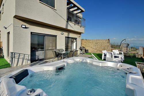 Or Kinneret Villa