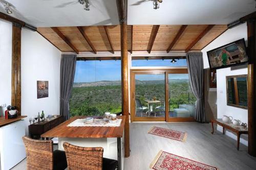 Finestra Suites