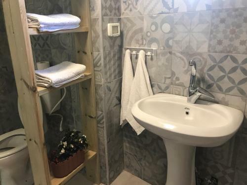 Hostal Al Bishara Guest House