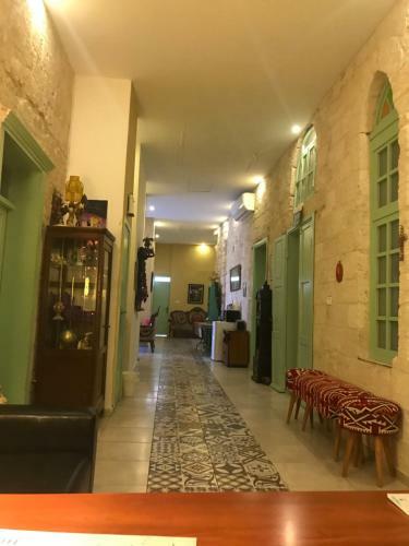 Hostal Al Bishara Guest House