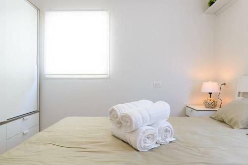 Apartamento Bograshov Beach - Dizengoff W/ Balcony & Parking