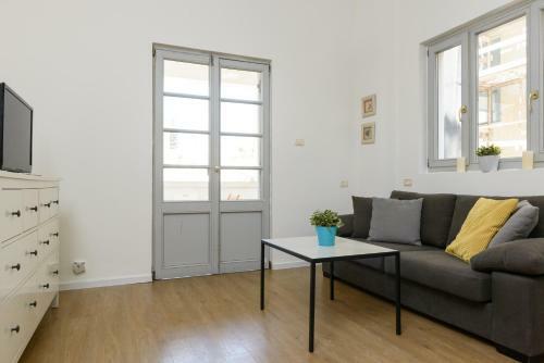 Apartamento Beachfront 52 By Tlv 2 Rent