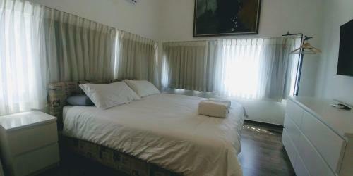 Begin19 Apartments & Hostel