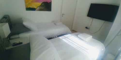 Begin19 Apartments & Hostel