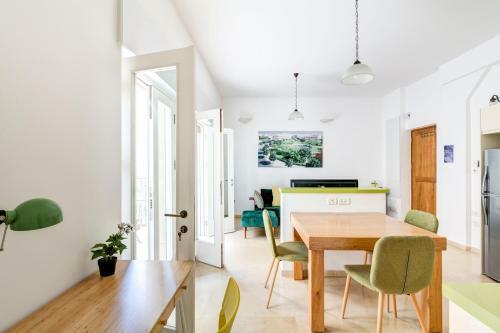 Tlv2rent Unique Dizengof Apartment