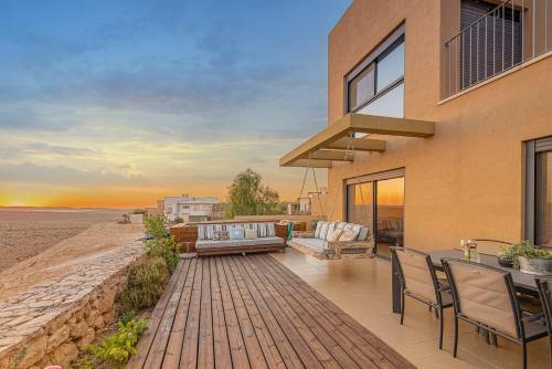 Mitzpush Premium Villa