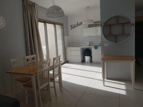 Apartamento Enjoy Views Of Jerusalem From Chic Flat