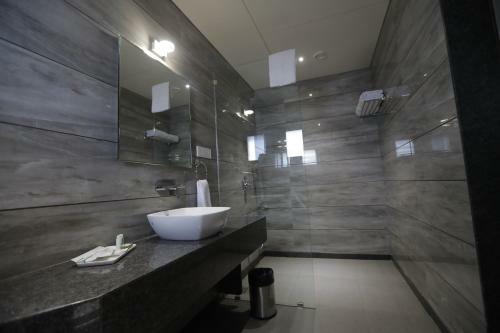 Hotel Radiance