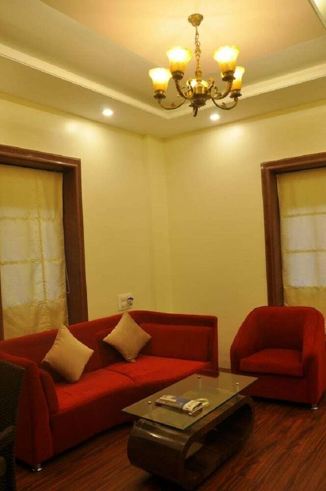 Hotel Raj Palace