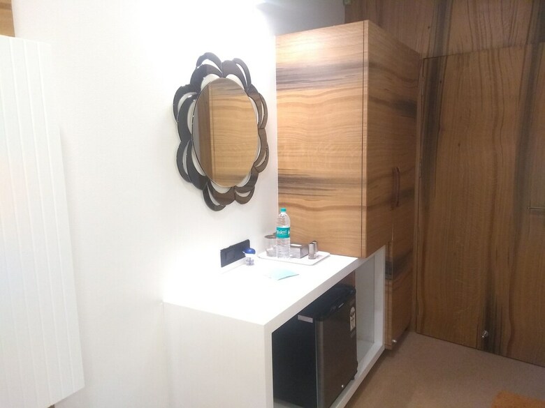 Hotel V Star