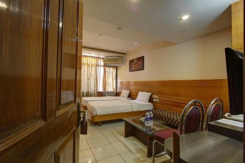 Bed & Breakfast Hotel Rajsangam International