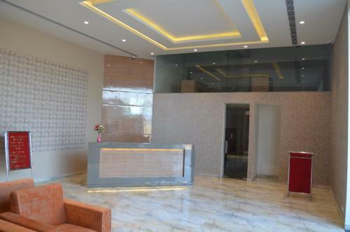 Hotel Emm Kay Residency