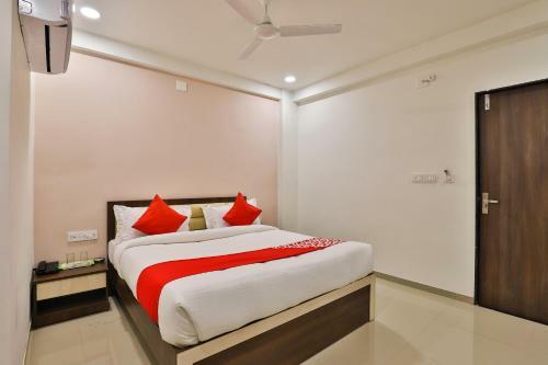 Oyo 26578 Hotel Aashray
