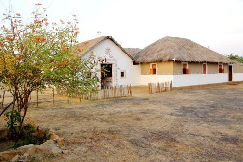 Hotel Rann Visamo Resort