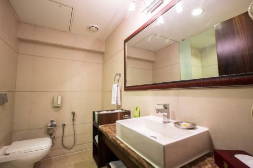 Hotel Regenta Central Harimangala Bharuch