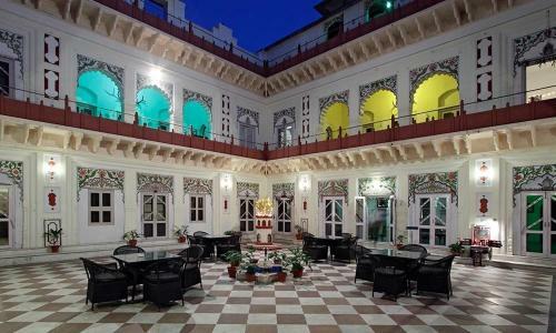 Hotel Laxmi Vilas Palace