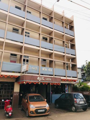 Hotel Ajit Lodge