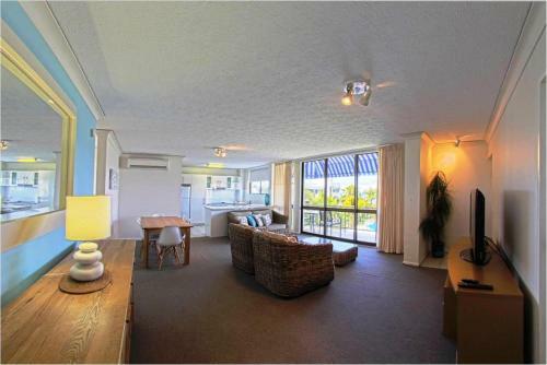 Aparthotel Headland Tropicana Resort