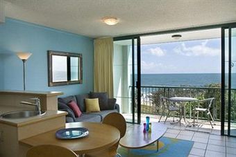 Hotel Grand Palais Beachside Resort