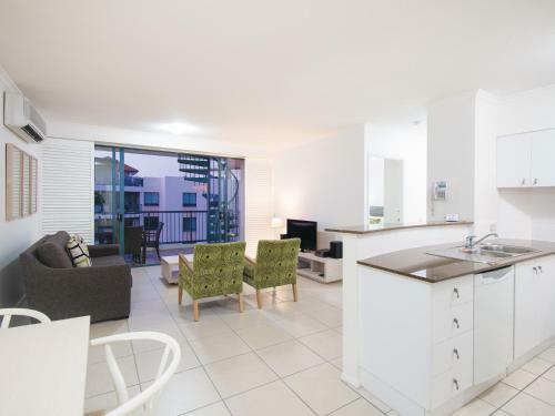 Aparthotel Oaks Seaforth Resort