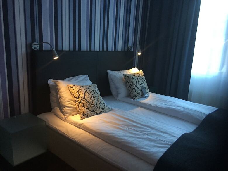 First Hotel Ja