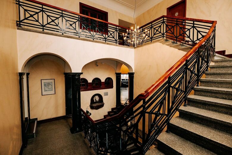 First Hotel Ja