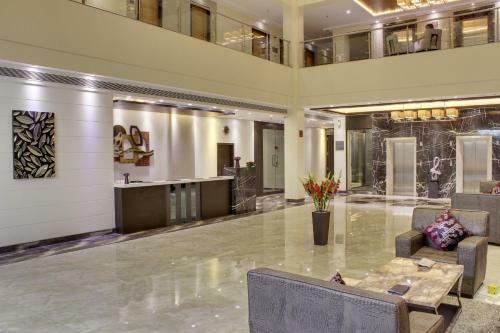 Hotel Suba Grand