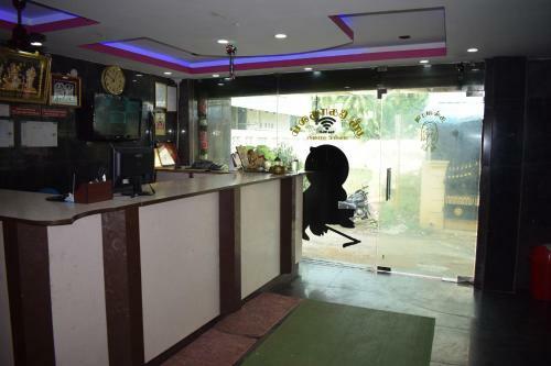 Hotel Gokulam Residency