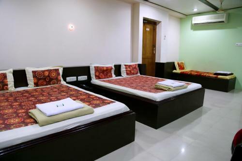 Hotel Suriyapriya