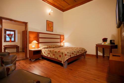 Grand View Hotel