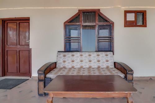 Oyo 22331 Hotel Himdhara