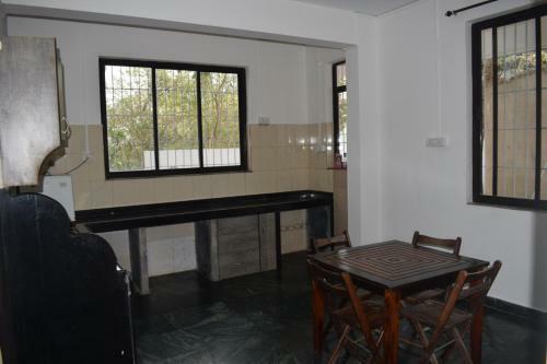Hostal Sai Leela Guest House