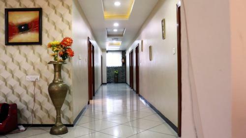 Hotel Shri Khedapati International
