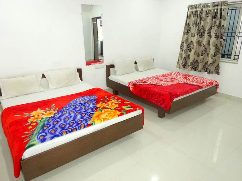 Hotel Dev Villa