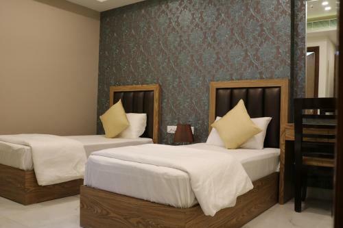 Hotel Ap Holiday Inn