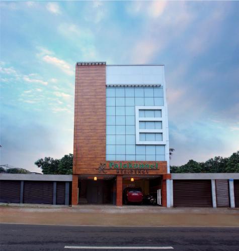 Hotel Palakunnel Residency