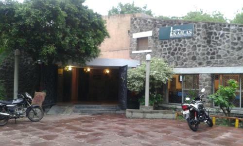 Hotel Kailas