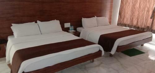 Hotel Sky