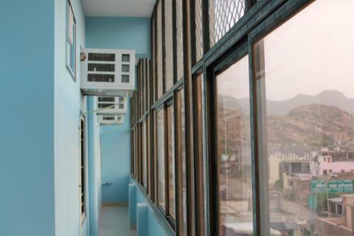 Hotel Maanu