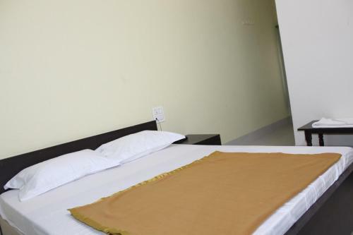 Hotel Maanu