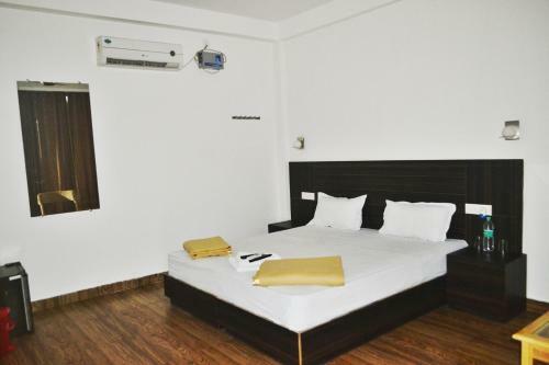 Hotel Crossbill Resort