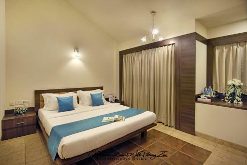 Hotel Manas Resort With Petting Zoo, Igatpuri