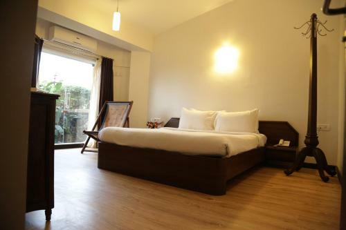 Hotel Manas Resort With Petting Zoo, Igatpuri