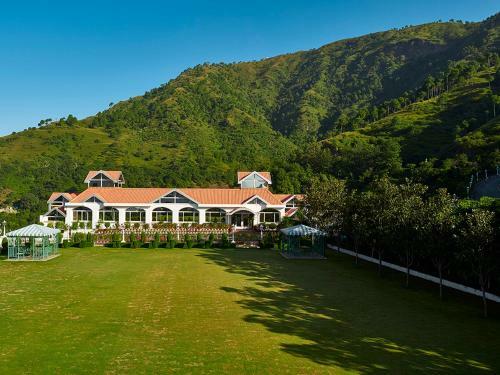 Hotel Club Mahindra Kandaghat