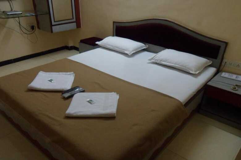 Hotel Parth