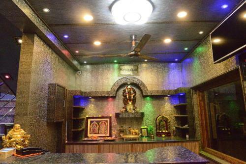 Hotel Vasanth Villa