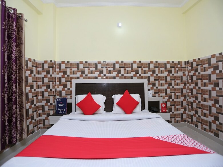 Hotel Oyo 27054 New Sundaram