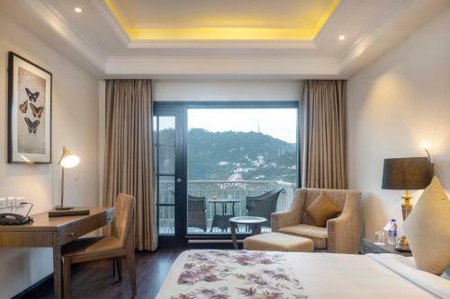 Hotel Ramada By Wyndham Kasauli