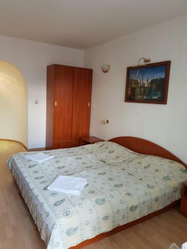 Hotel Guest House Karov - 2 Stars