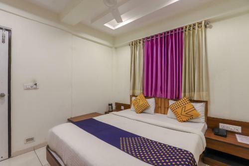 Spot On 17252 Hotel Everest